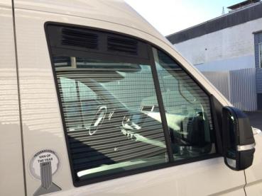 VW Crafter Fahrerhaus-Trennvorhang-Set – VAN-X GmbH