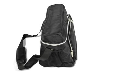 Kühltasche im geschlossenen Zustand von der Seite fotografiert