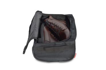 Schuhtasche (L) mit eingepackten Schuhen  - Ansicht von der Seite
