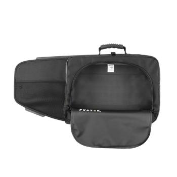 Geöffnete Packtaschen 