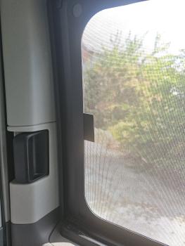 Preview: Fliegengitter Schiebetürfenster VW T6.1 (ab 2015) | Moskitonetz Fine-Mesh, Fahrer- & Beifahrerseite