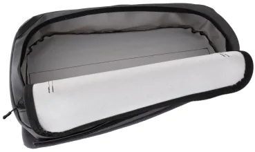 Preview: VanEquip Fensterpacktasche im Fahrzeug montiert mit geöffneter Tasche