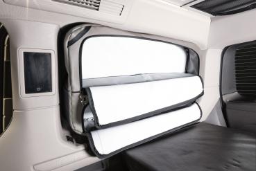 Preview: VanEquip Fensterpacktasche im Set mit Paneel für VW T7, hellbeige, Beifahrerseite, für Sicherheitsgurt - langer Radstand