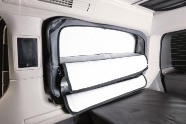 Preview: VanEquip Fensterpacktasche im Set mit Paneel für VW T7, anthrazit, Beifahrerseite, für Sicherheitsgurt - langer Radstand