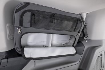 Preview: Montierte Packtaschen im Fahrzeug anthrazit