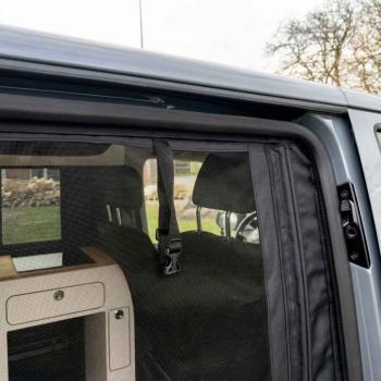 Preview: VEMOCA Premium Fliegennetz VW T5, T6 & T6.1 – Schiebetür (Moskitonetz/Insektenschutzgitter) Beifahrer