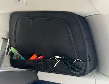 Preview: Fenstertasche Ford Tourneo Custom V710 ab 2023 / VW Caravelle kurzer Radstand für hintere Seitenfenster links (Fahrerseite)