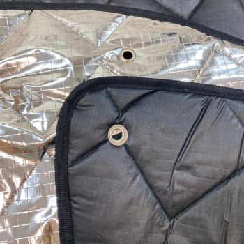 Detail Thermomatten innen schwarz / außen silber