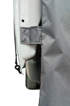 Vancabin Heckzelt Doppeltür für PSA-Fahrezuge - Nahaufname der Befestigung an der Tür