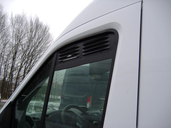 Lüftungsgitter Frischlüfter Ford Transit ab 05/2014 (der große Transit!) (Big Nugget)