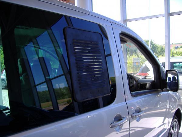 Lüftungsgitter Schiebefenster rechts, Fiat Scudo, Peugeot Expert, Citroen Jumpy, 01/2007-03/2016