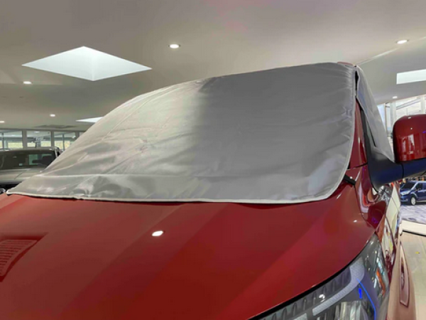 Shelter Thermic für den Ford Tourneo Custom V710 / VW Der neue Transporter Cockpitverkleidung