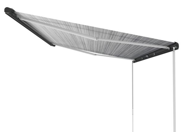 Fiamma Markise F80s vollständig aufgebaut