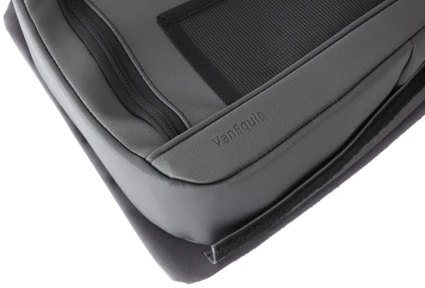 Detailansicht VanEquip Fensterpacktasche