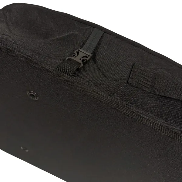 Detailansicht Klipper um die Tasche mit de rRückwand zu verbinden