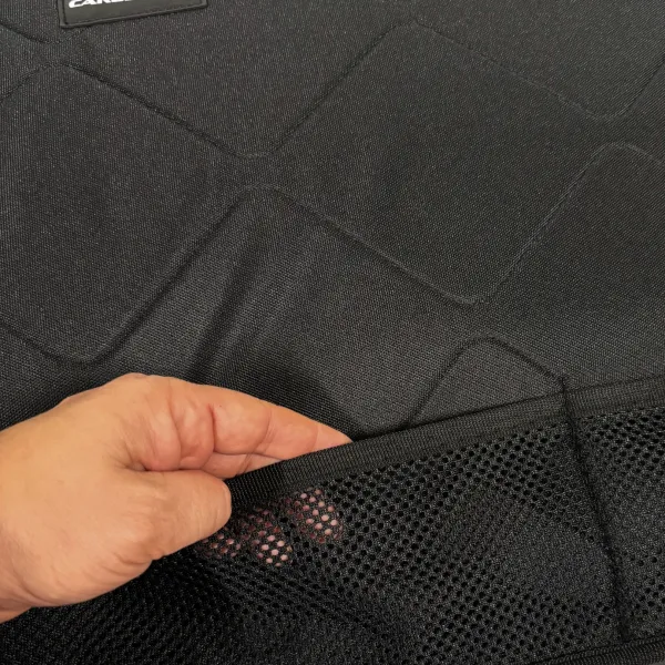 Detailansicht zusätzlich Netztaschen