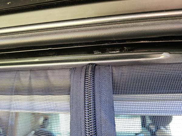 nsektenschutzgitter Moskitonetz für T5 / T6 / T6.1 Schiebetür - Detail