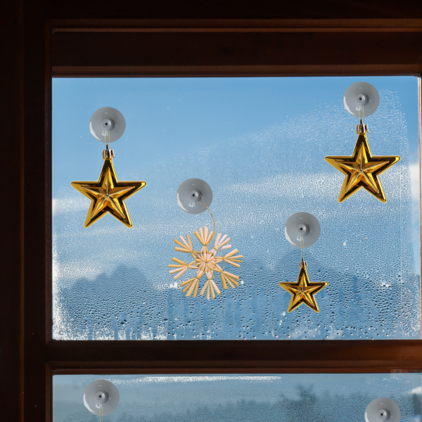 Perfekt für Ostern oder Weihnachten: Saugnäpfe zum Befestigen von Deko an Fenstern